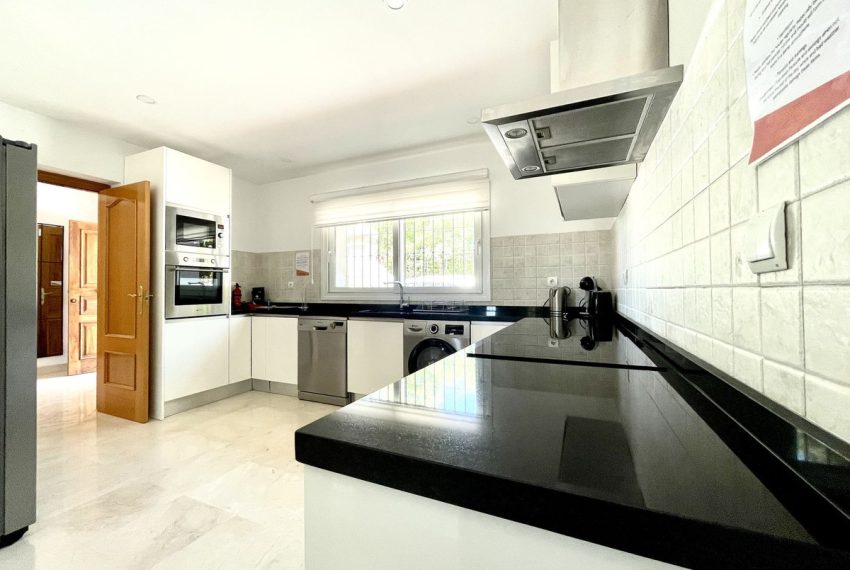R5044615-Villa-For-Sale-Mijas-Golf-Detached-4-Beds-233-Built-14
