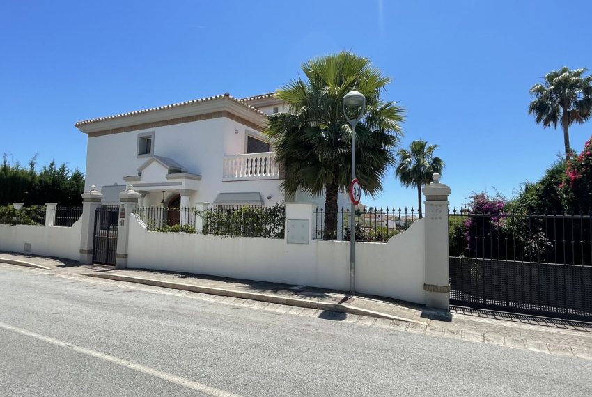 R5044615-Villa-For-Sale-Mijas-Golf-Detached-4-Beds-233-Built-4