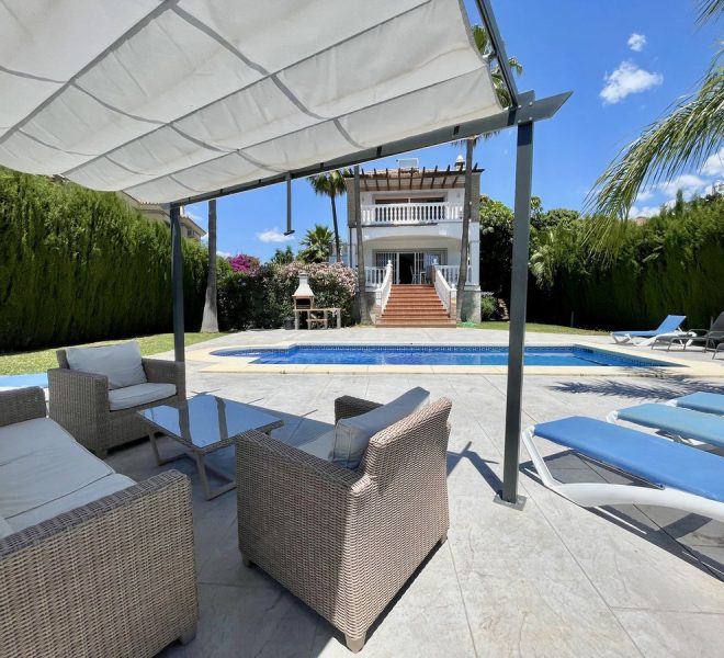R5044615-Image 1-Detached - 4 Beds - 233 Built