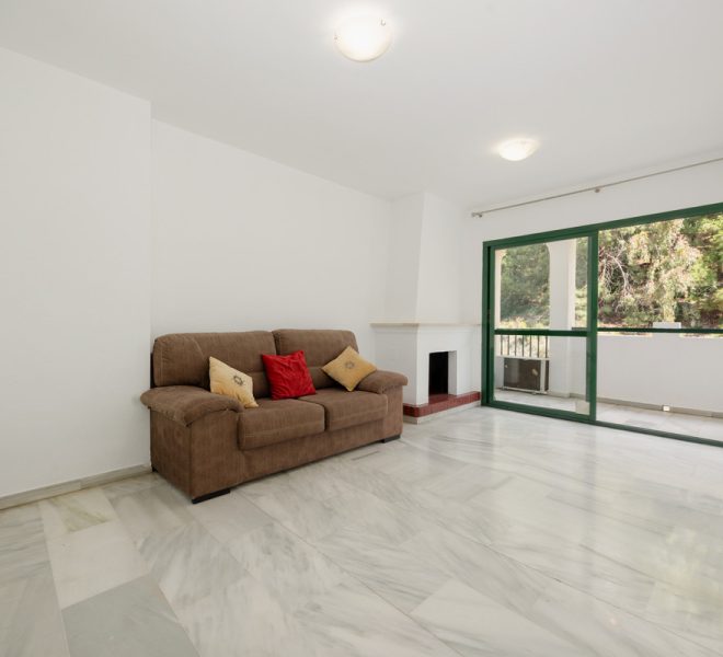 R5045071-Image 1-Middle Floor - 1 Beds - 55 Built