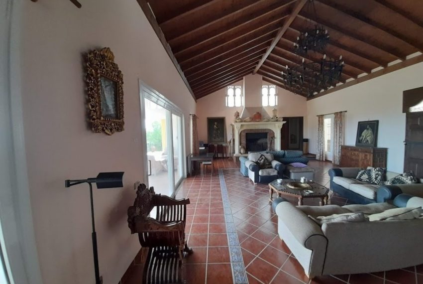 R5046826-Villa-For-Sale-Monda-Finca-7-Beds-1000-Built-5