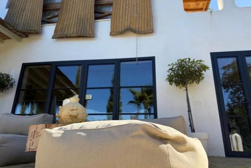 R5046922-Villa-For-Sale-Monda-Finca-9-Beds-450-Built-1