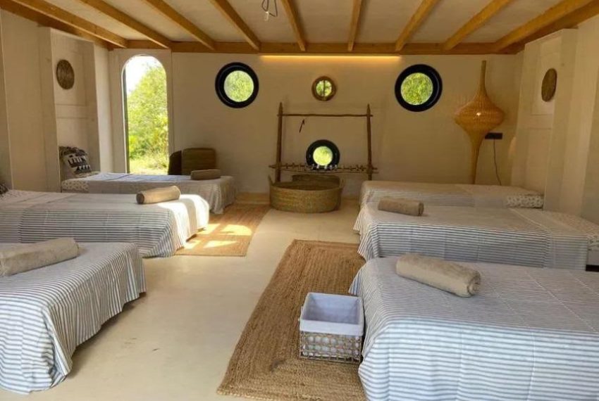 R5046922-Villa-For-Sale-Monda-Finca-9-Beds-450-Built-10