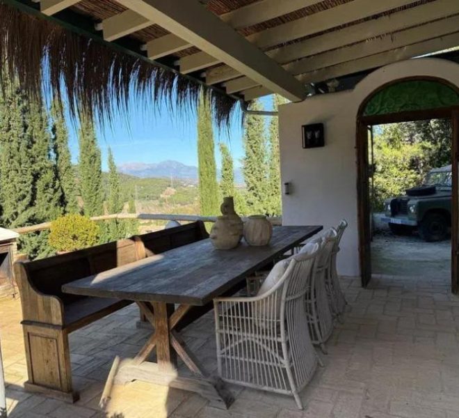 R5046922-Image 1-Finca - 9 Beds - 450 Built