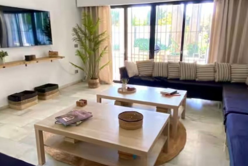 R5048227-Villa-For-Sale-Marbella-Detached-10-Beds-526-Built-14