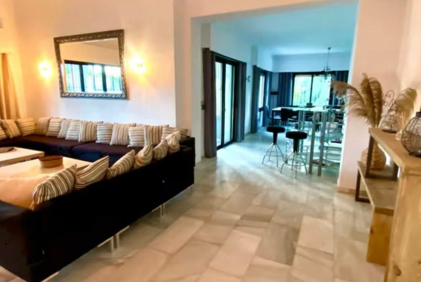 R5048227-Villa-For-Sale-Marbella-Detached-10-Beds-526-Built-6