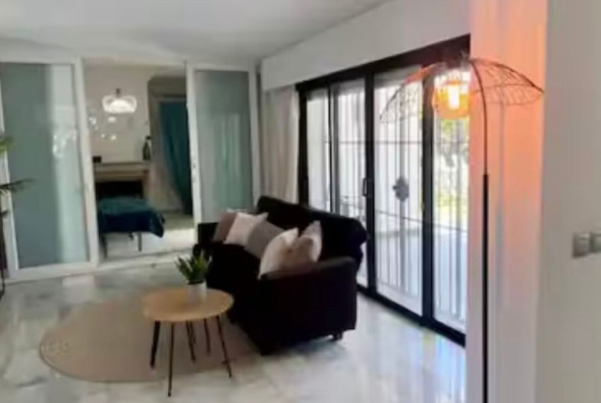 R5048227-Villa-For-Sale-Marbella-Detached-10-Beds-526-Built-8