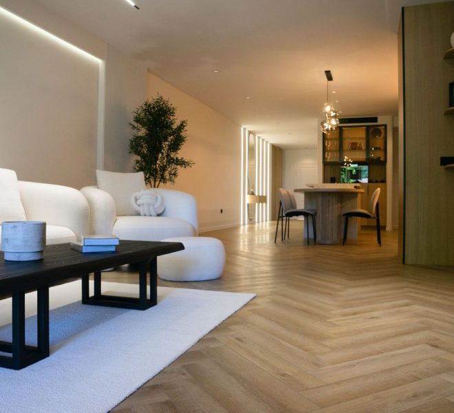 R5048257-Image 1-Ground Floor - 3 Beds - 130 Built