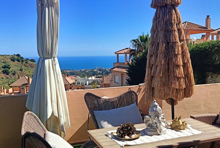 R5048587-Apartment-For-Sale-Calahonda-Penthouse-3-Beds-121-Built