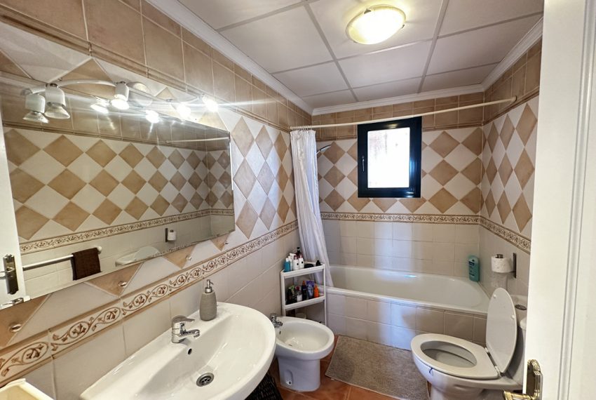 R5048800-Apartment-For-Sale-Elviria-Penthouse-3-Beds-136-Built-10