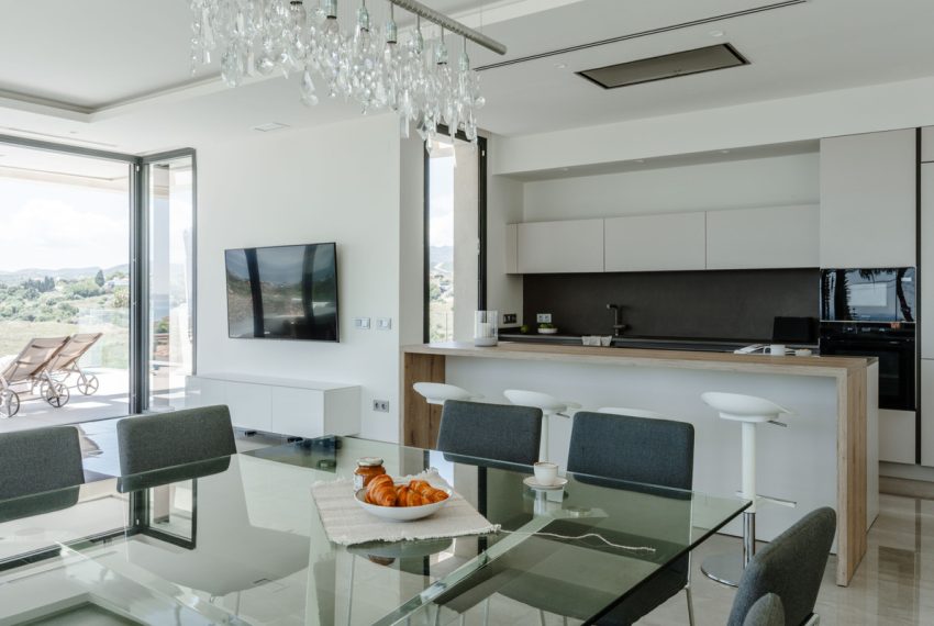 R5049013-Villa-For-Sale-Estepona-Detached-5-Beds-508-Built-11