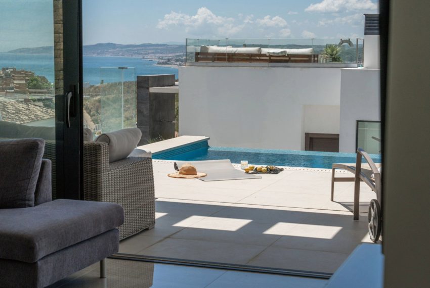 R5049013-Villa-For-Sale-Estepona-Detached-5-Beds-508-Built-3