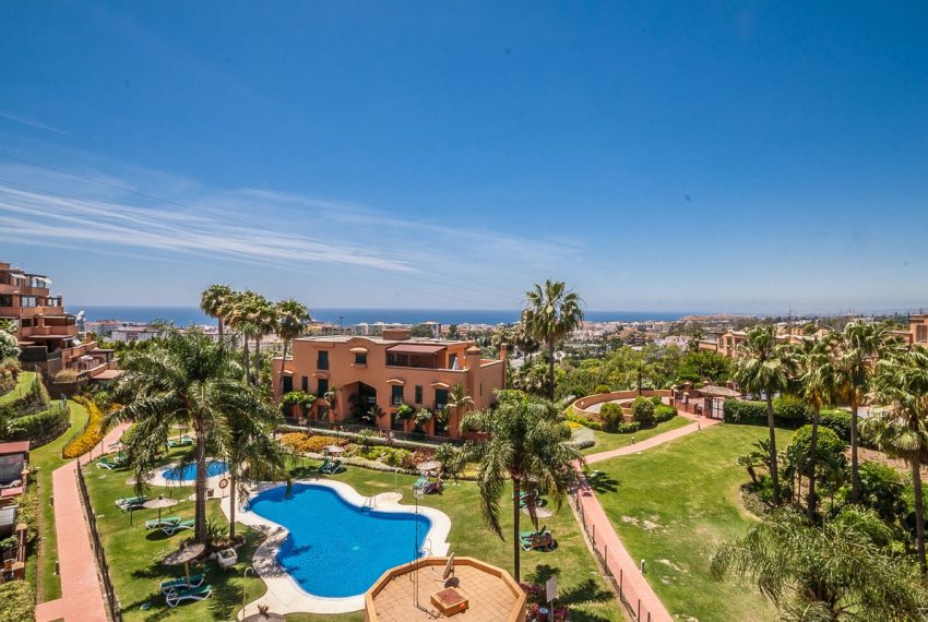 R5049406-Apartment-For-Sale-Marbella-Middle-Floor-3-Beds-100-Built