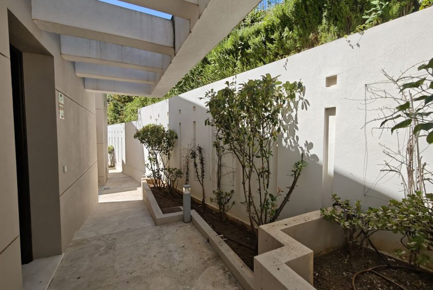R5050399-Villa-For-Sale-Marbella-Semi-Detached-3-Beds-326-Built-9