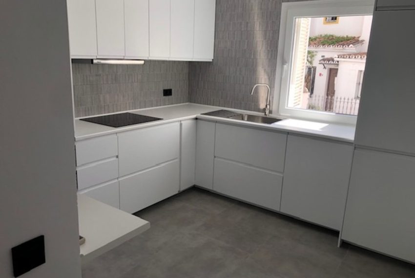 R5050561-Apartment-For-Sale-Benahavis-Middle-Floor-2-Beds-88-Built-12