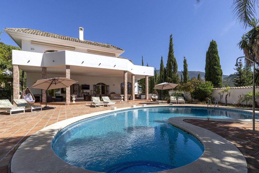 R5050594-Villa-For-Sale-Benahavis-Detached-6-Beds-680-Built-10