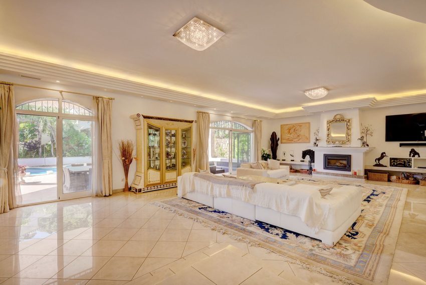 R5050594-Villa-For-Sale-Benahavis-Detached-6-Beds-680-Built-16