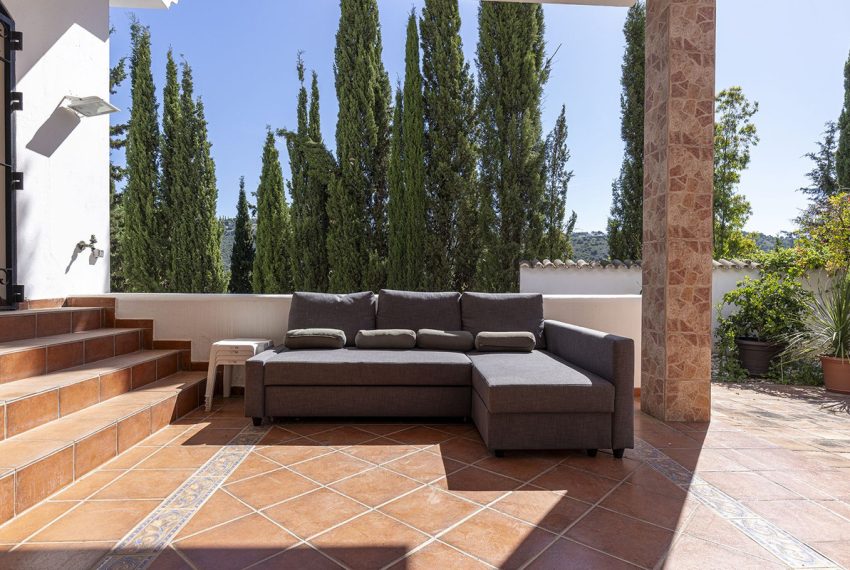 R5050594-Villa-For-Sale-Benahavis-Detached-6-Beds-680-Built-3