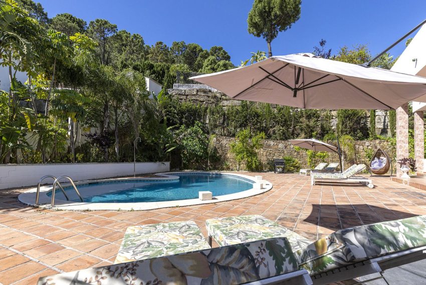 R5050594-Villa-For-Sale-Benahavis-Detached-6-Beds-680-Built-6