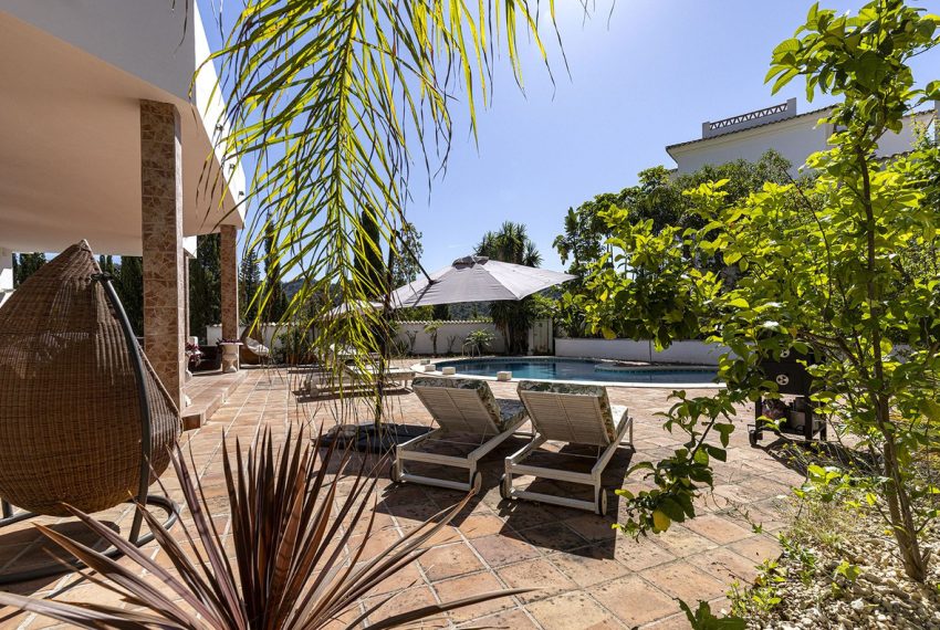R5050594-Villa-For-Sale-Benahavis-Detached-6-Beds-680-Built-8
