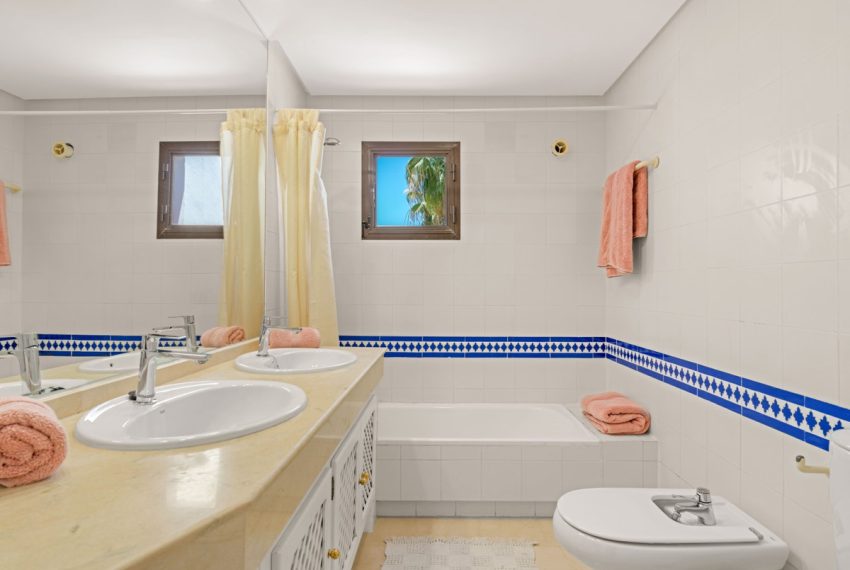 R5050897-Apartment-For-Sale-Benahavis-Ground-Floor-3-Beds-183-Built-13