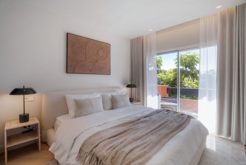 R5051044-Apartment-For-Sale-Nueva-Andalucia-Penthouse-Duplex-4-Beds-210-Built-11