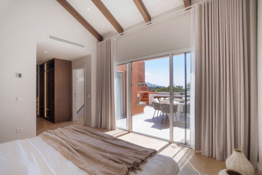 R5051044-Apartment-For-Sale-Nueva-Andalucia-Penthouse-Duplex-4-Beds-210-Built-14