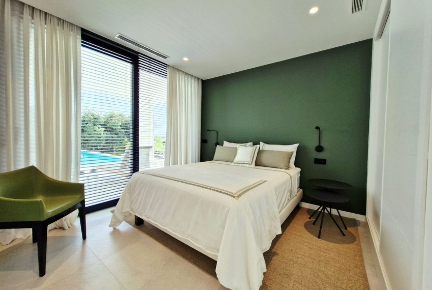 R5051251-Villa-For-Sale-Estepona-Detached-5-Beds-406-Built-14