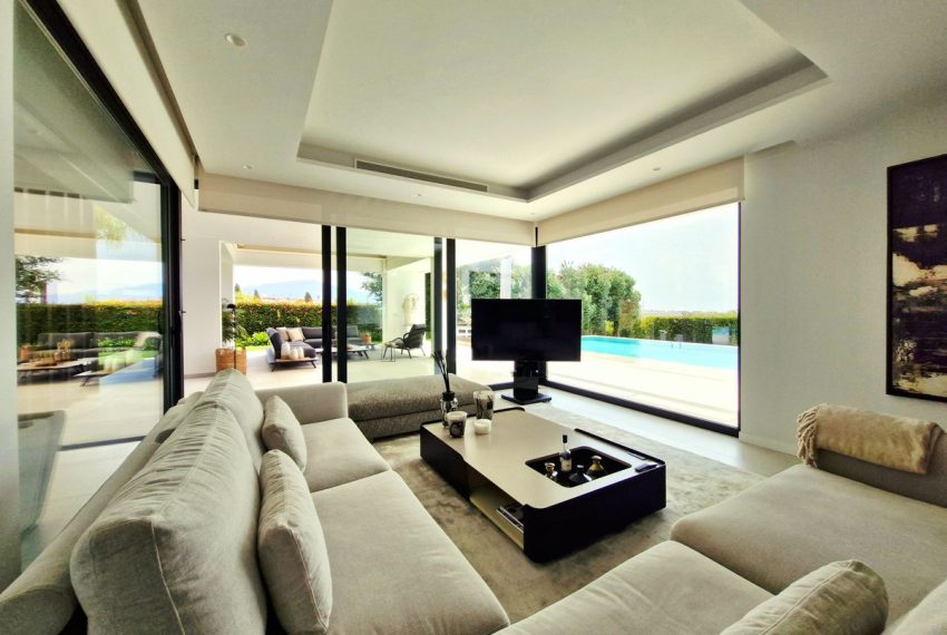 R5051251-Villa-For-Sale-Estepona-Detached-5-Beds-406-Built-6