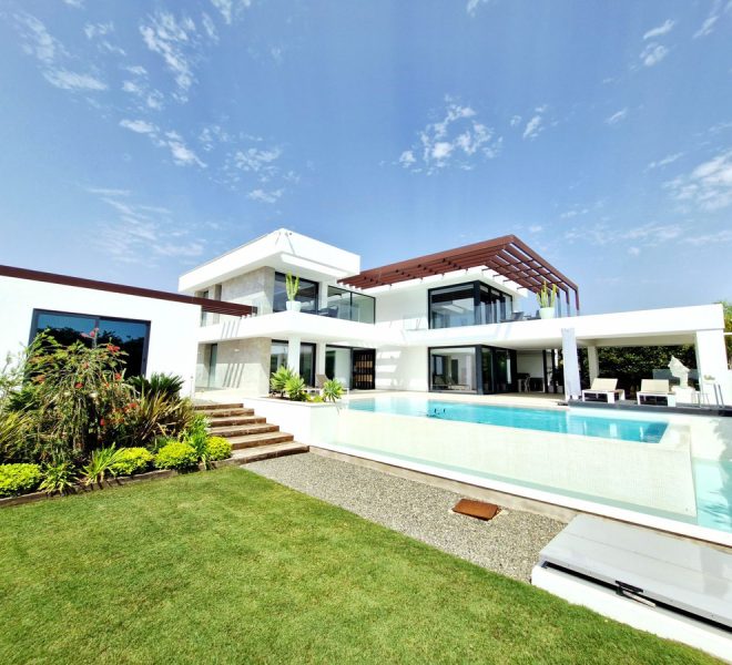 R5051251-Image 1-Detached - 5 Beds - 406 Built