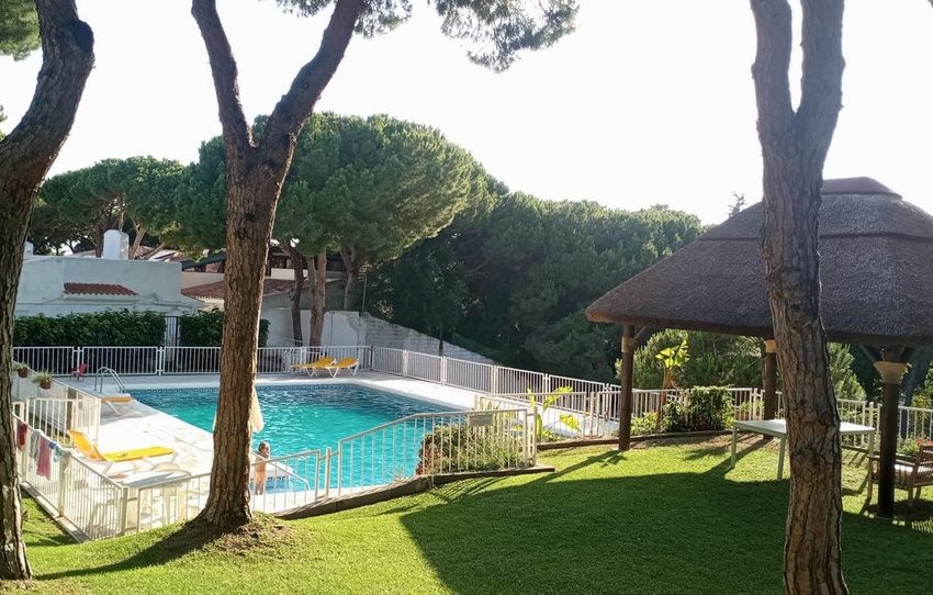 R5052280-Villa-For-Sale-Calahonda-Detached-4-Beds-180-Built-4