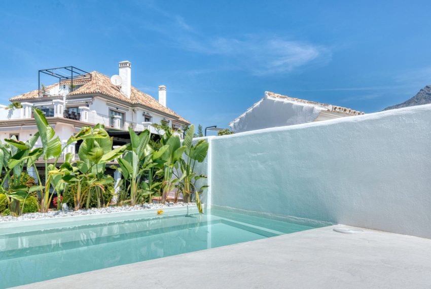 R5054800-Townhouse-For-Sale-The-Golden-Mile-Terraced-4-Beds-327-Built-10