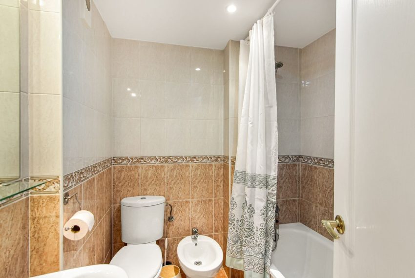 R5054881-Apartment-For-Sale-Estepona-Penthouse-2-Beds-84-Built-11