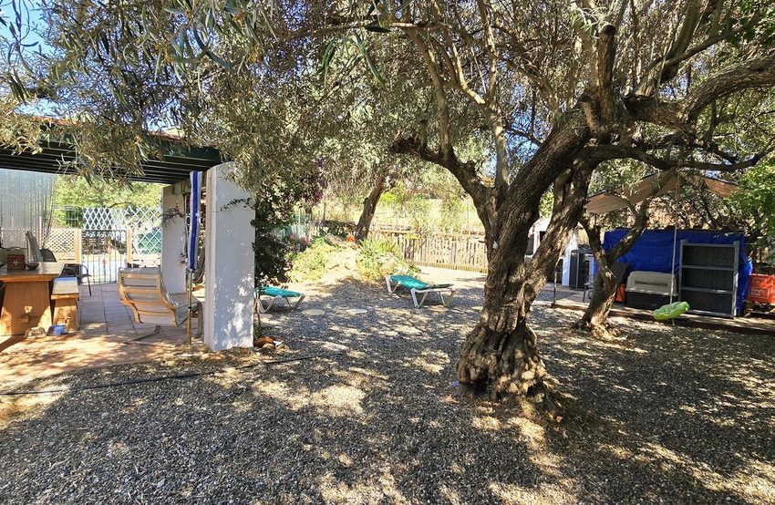 R5054965-Villa-For-Sale-Monda-Detached-3-Beds-75-Built-12