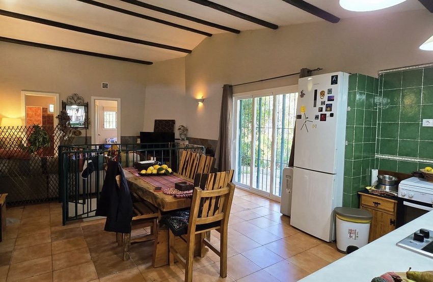 R5054965-Villa-For-Sale-Monda-Detached-3-Beds-75-Built-15