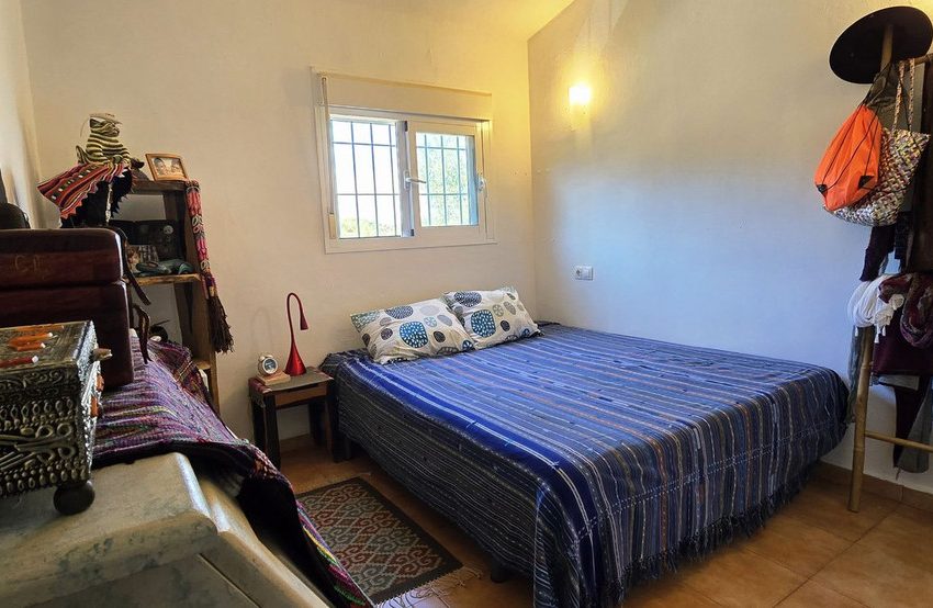 R5054965-Villa-For-Sale-Monda-Detached-3-Beds-75-Built-16