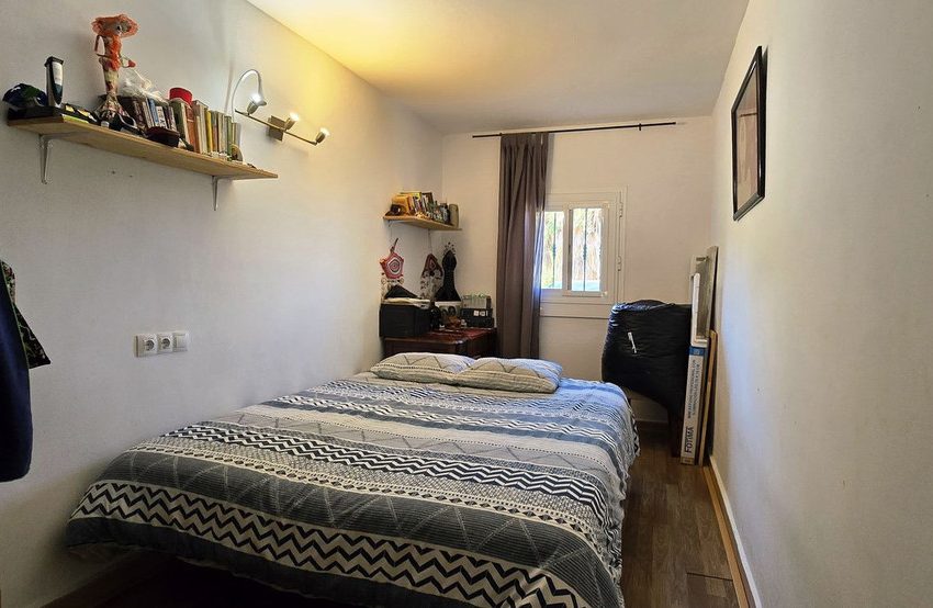R5054965-Villa-For-Sale-Monda-Detached-3-Beds-75-Built-18