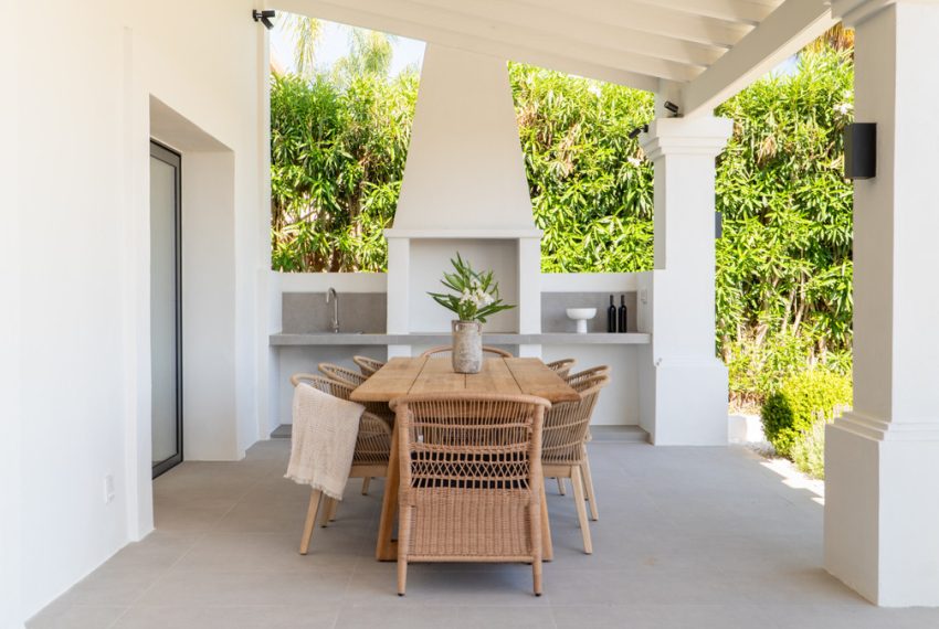 R5055133-Villa-For-Sale-Nueva-Andalucia-Detached-5-Beds-508-Built-15