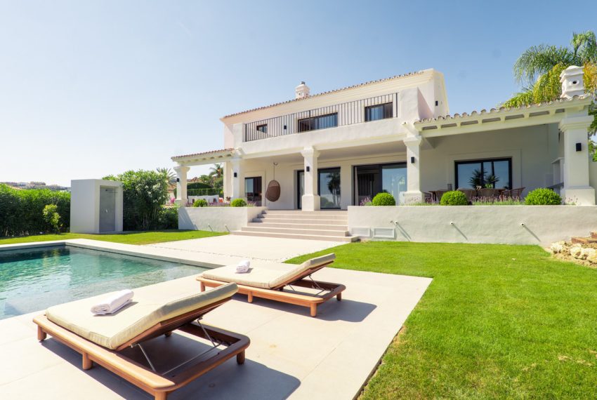 R5055133-Villa-For-Sale-Nueva-Andalucia-Detached-5-Beds-508-Built