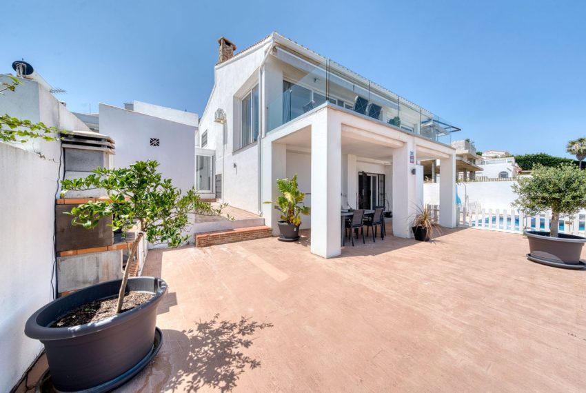 R5055628-Villa-For-Sale-Estepona-Detached-5-Beds-327-Built-3