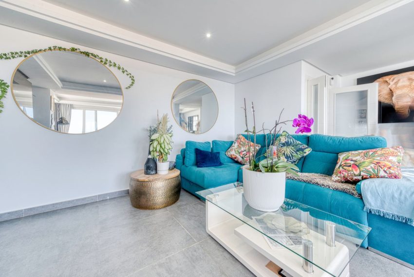 R5055628-Villa-For-Sale-Estepona-Detached-5-Beds-327-Built-8