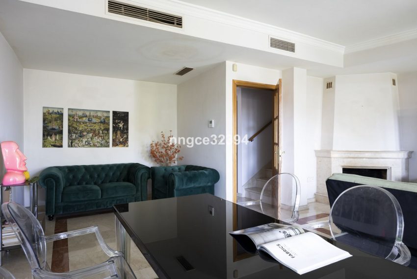 R5055943-Villa-For-Sale-The-Golden-Mile-Semi-Detached-4-Beds-300-Built-15