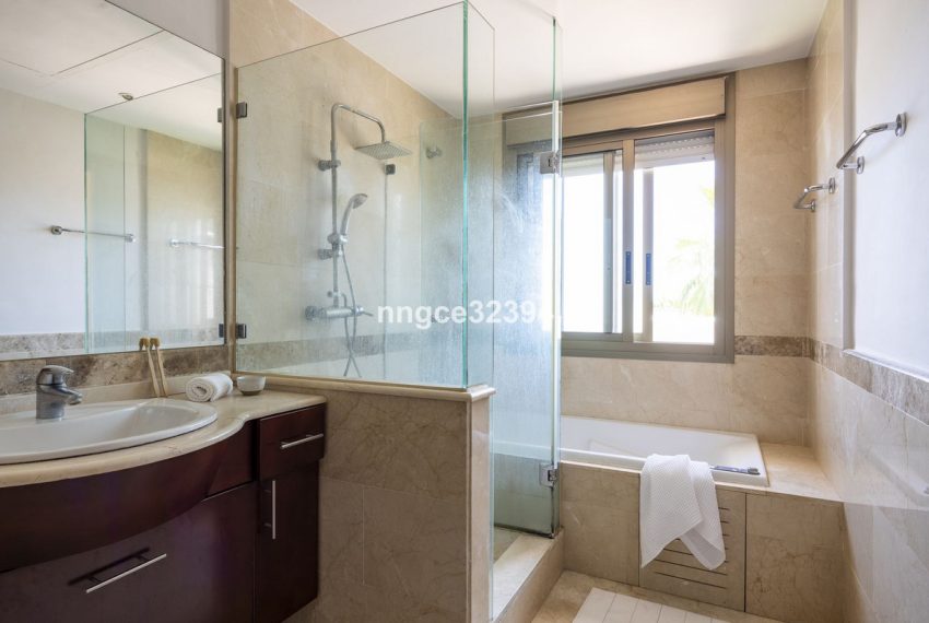 R5055943-Villa-For-Sale-The-Golden-Mile-Semi-Detached-4-Beds-300-Built-18