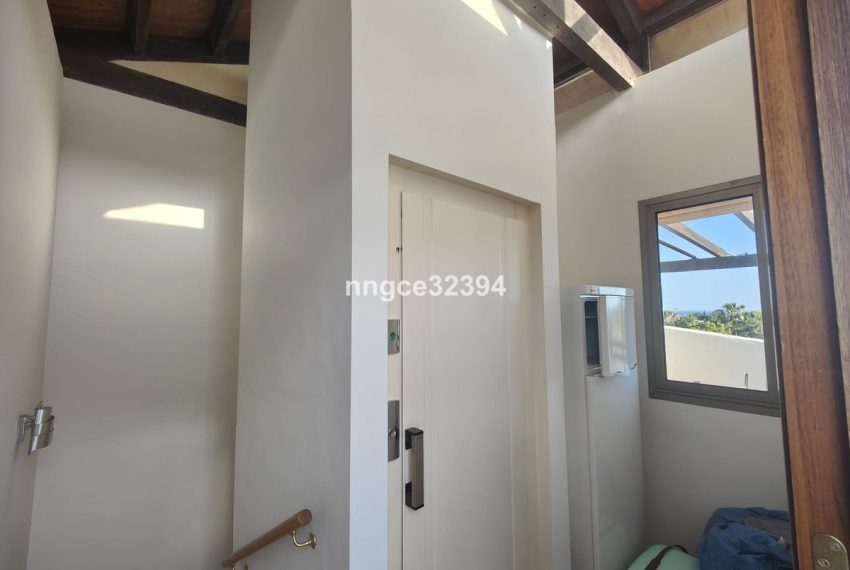 R5055943-Villa-For-Sale-The-Golden-Mile-Semi-Detached-4-Beds-300-Built-5