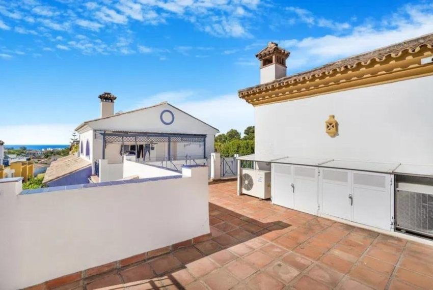 R5056231-Townhouse-For-Sale-San-Pedro-de-Alcantara-Terraced-5-Beds-147-Built-1