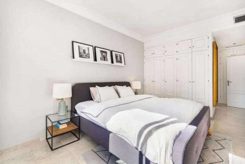 R5056429-Townhouse-For-Sale-San-Pedro-de-Alcantara-Semi-Detached-5-Beds-217-Built-4