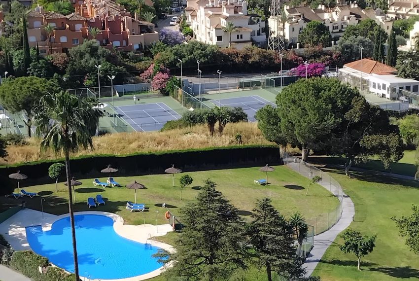 R5056525-Apartment-For-Sale-Nueva-Andalucia-Middle-Floor-2-Beds-80-Built-1