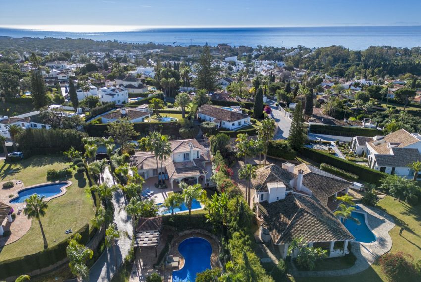 R5056612-Villa-For-Sale-Elviria-Detached-5-Beds-420-Built-7