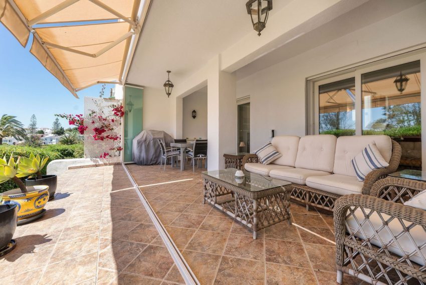 R5056648-Townhouse-For-Sale-Nueva-Andalucia-Terraced-3-Beds-257-Built-10