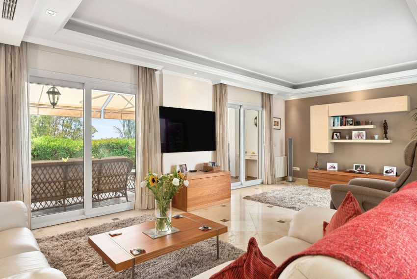 R5056648-Townhouse-For-Sale-Nueva-Andalucia-Terraced-3-Beds-257-Built-6